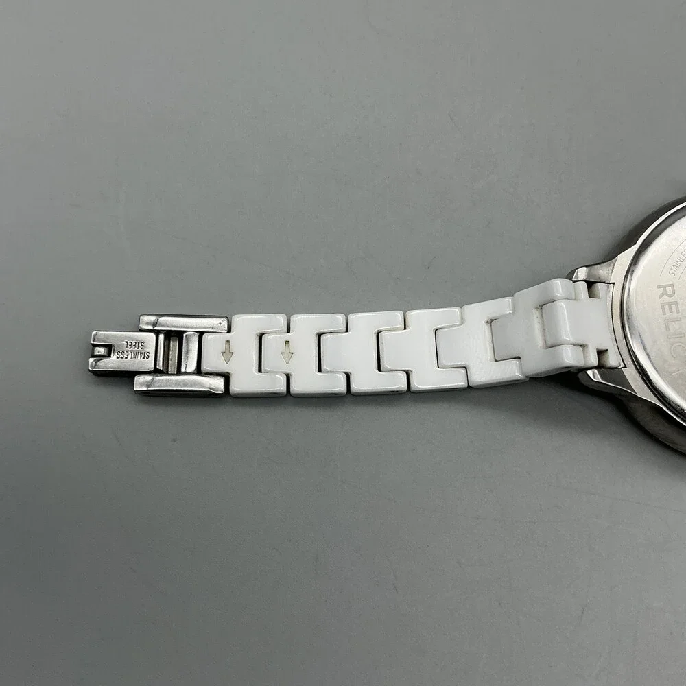 Relic Womens Watch 34mm Silver Tone White Bracelet ZR34278 New Battery 6